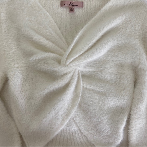 Fuzzy front twist sweater - Picture 2 of 3